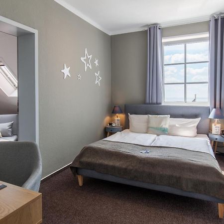 Akzent Strandhotels Seestern, Delphin & Lachs Wilhelmshaven Buitenkant foto