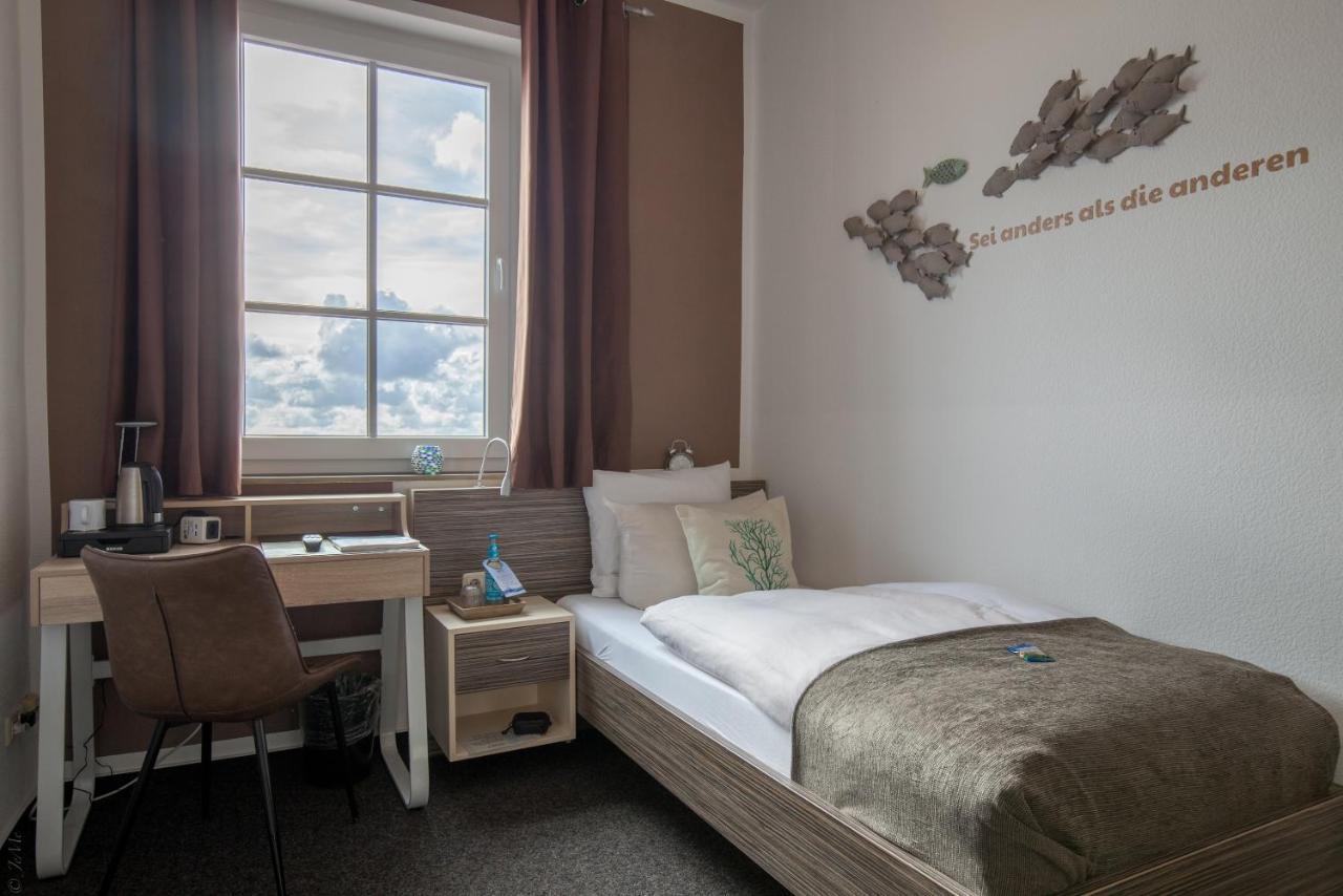 Akzent Strandhotels Seestern, Delphin & Lachs Wilhelmshaven Buitenkant foto